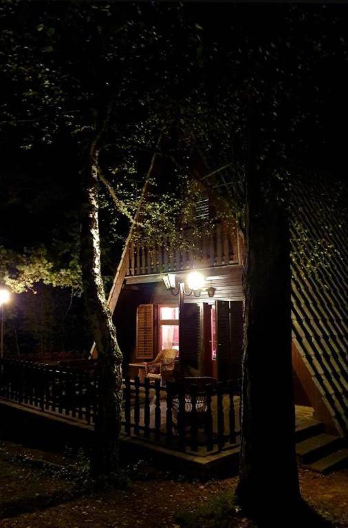 Ethno Cottage "Biljana" 兹拉蒂博尔 外观 照片